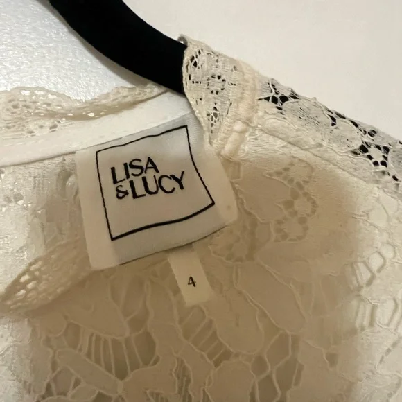 Lisa & Lucy off white lace mini dress, lined in front and bottom, open back - Picture 3 of 9